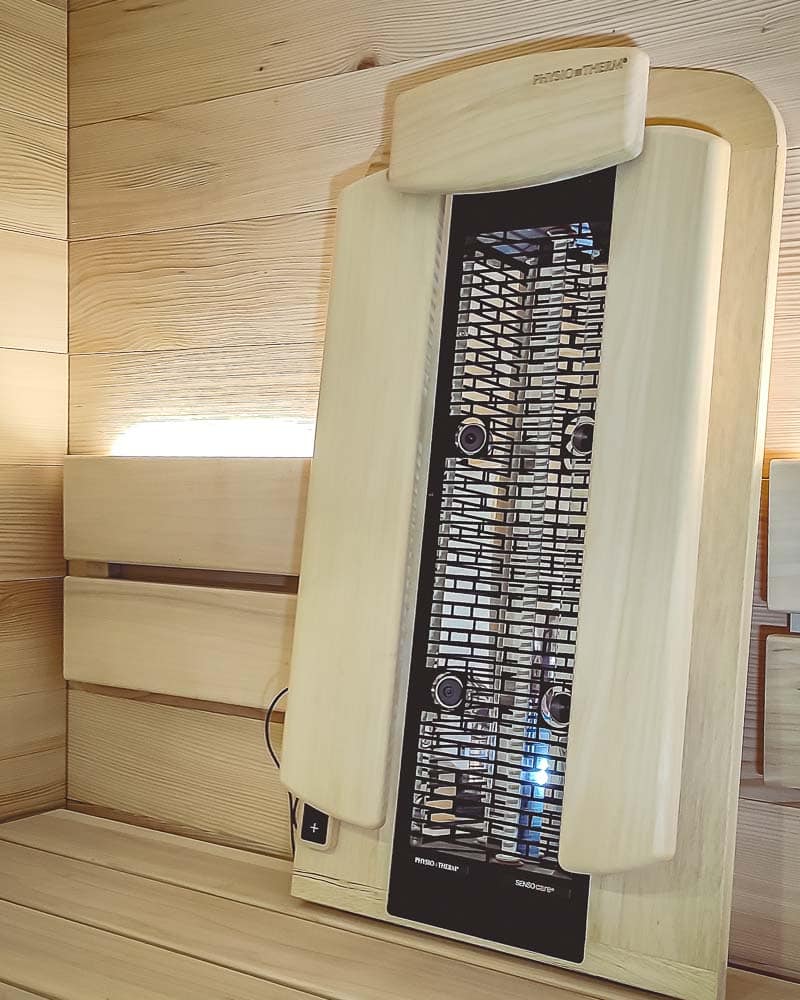 Sauna aus massivem Tannenholz