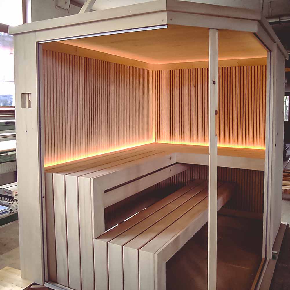 Penthouse Sauna mit LED-Beleuchtung Regensburg